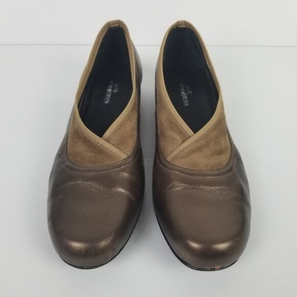 Ros Hommerson Gold Leather Flats Women's 8 Slip On Suede Trim - Picture 2 of 8